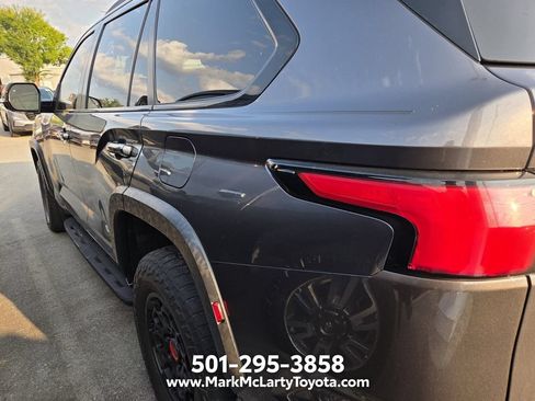 Used 2024 Toyota Sequoia TRD Pro AWD/4WD image 8