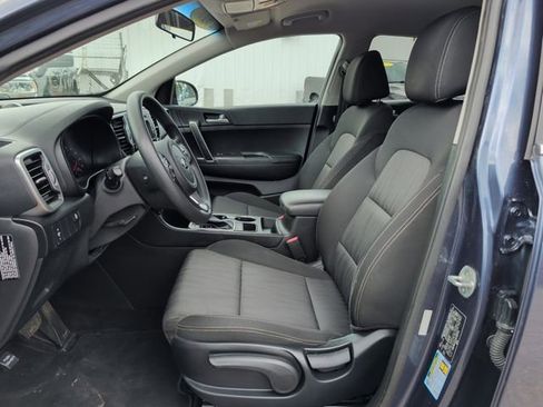 Used 2017 Kia Sportage LX AWD/4WD image 16