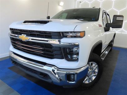Used 2024 Chevrolet Silverado 2500 LT