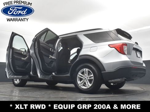 Used 2023 Ford Explorer XLT image 36