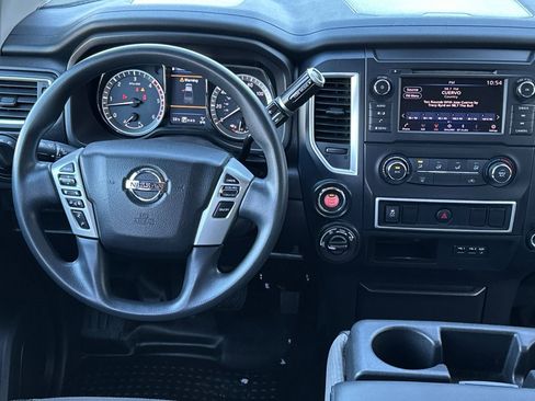 Used 2019 Nissan Titan S w/ S Utility Package image 14
