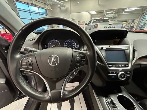 Used 2020 Acura MDX SH-AWD image 11