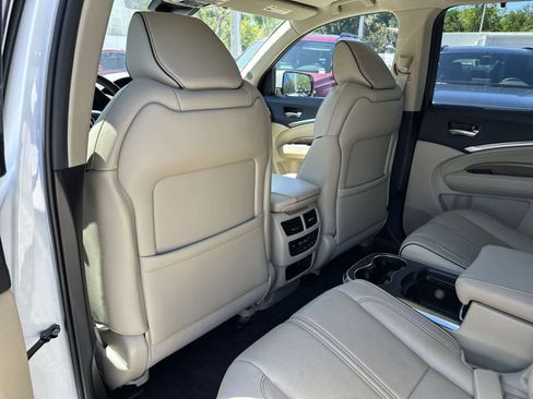 Used 2019 Acura MDX w/Advance Pkg image 12