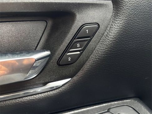 Used 2025 RAM 1500 Laramie image 17