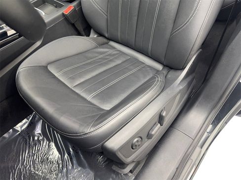 Used 2022 Audi Q5 2.0T Premium w/ Convenience Package image 30