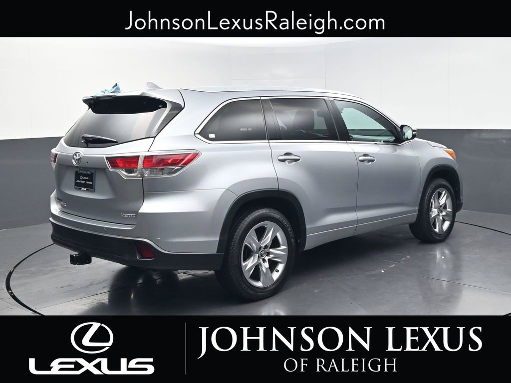 Used 2016 Toyota Highlander Limited Platinum FWD image 9