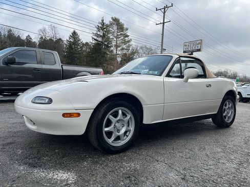 Used 1994 MAZDA MX-5 Miata M-Edition image 7