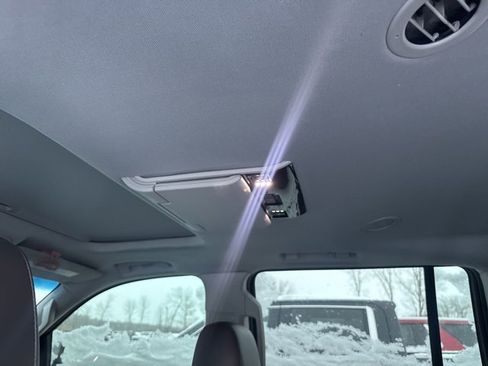 Used 2019 Cadillac Escalade ESV Luxury w/ Escalade Sport Edition image 6