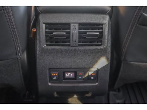 Used 2024 Mitsubishi Outlander SEL image 27