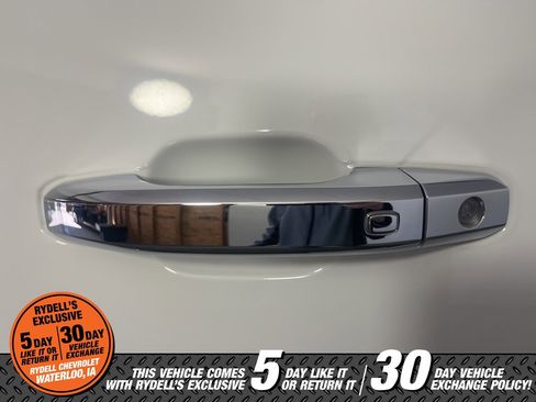 Used 2024 Chevrolet Silverado 2500 High Country w/ High Country Premium Package image 15