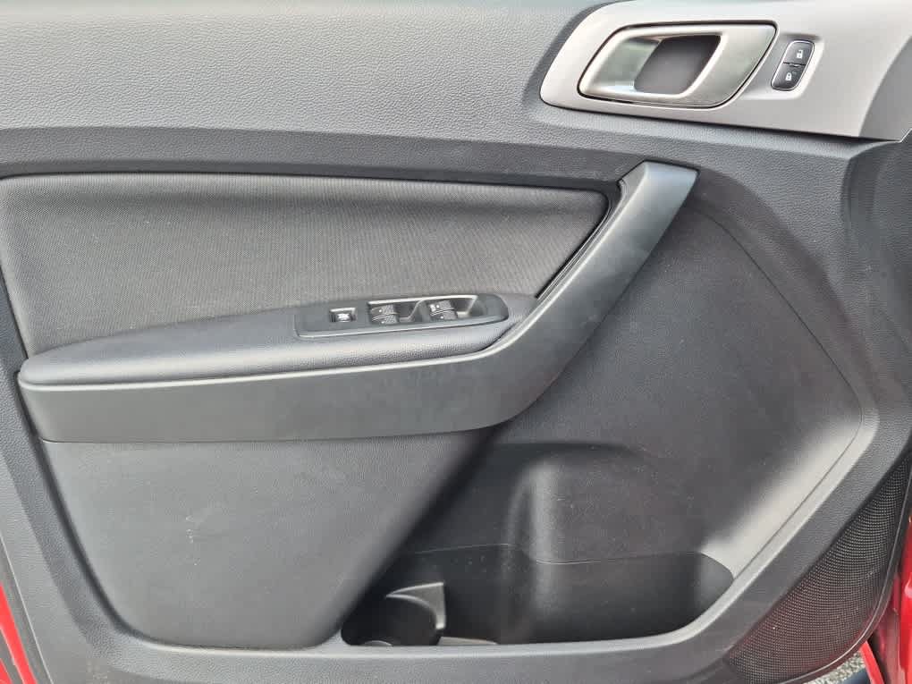 Used 2019 Ford Ranger XLT w/ Equipment Group 302A Luxury AWD/4WD image 9