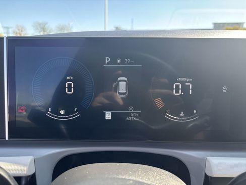 Certified 2025 Hyundai Tucson SEL FWD image 18