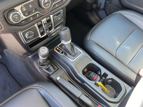 New 2026 Jeep Gladiator Sport image 11