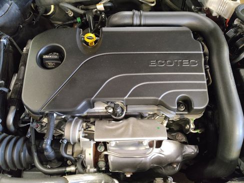 Used 2023 Chevrolet Malibu LT FWD image 30