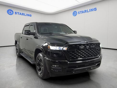 Used 2025 RAM 1500 Big Horn RWD image 14