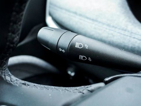 Used 2023 Jeep Compass Latitude image 20