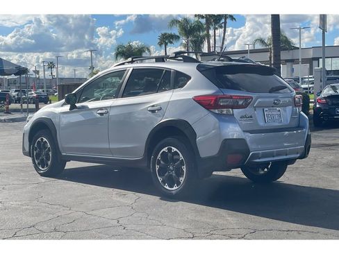 Certified 2023 Subaru Crosstrek 2.0i image 3