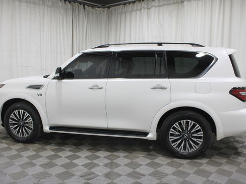 Used 2021 Nissan Armada SL w/ Midnight Edition Package image 32