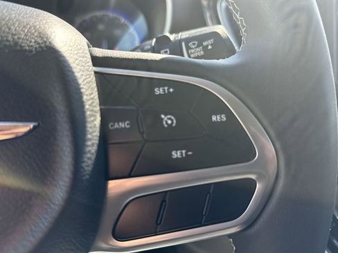 Used 2023 Chrysler Voyager LX FWD image 42