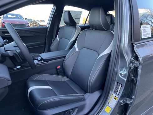 New 2026 Toyota Camry SE image 9