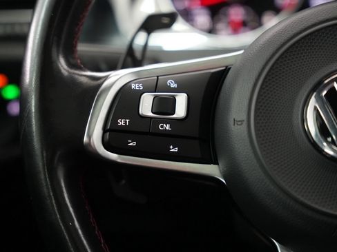 Used 2018 Volkswagen GTI SE w/ SE Leather Package FWD image 12