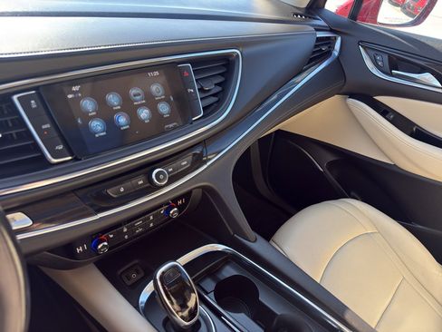 Used 2018 Buick Enclave Essence w/ Trailering Package image 21