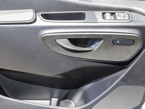 Used 2024 Mercedes-Benz eSprinter 170 Cargo image 19