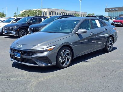 Used 2024 Hyundai Elantra Limited