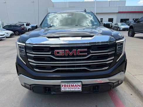 Used 2023 GMC Sierra 1500 SLT RWD image 3