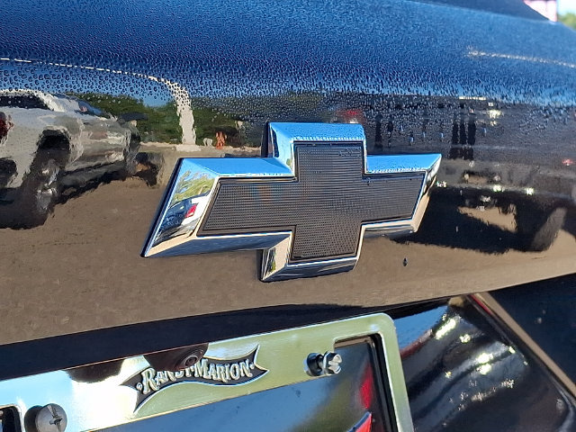Used 2025 Chevrolet Trax RS w/ Sunroof Package FWD image 30
