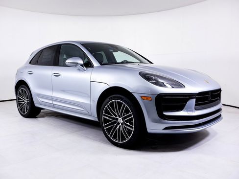 New 2026 Porsche Macan image 26