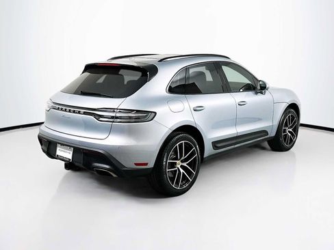 Certified 2026 Porsche Macan AWD/4WD image 9