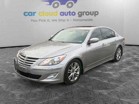 Used 2012 Hyundai Genesis 3.8 w/ Premium Pkg image 1