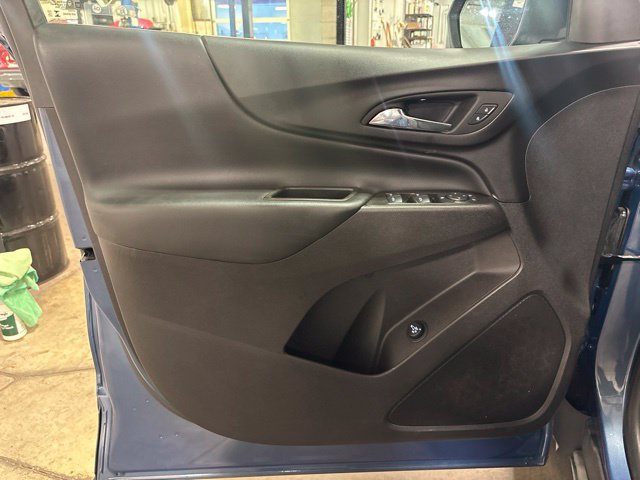Used 2024 Chevrolet Equinox LT FWD image 10
