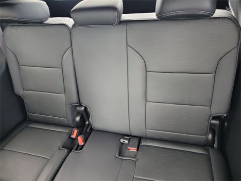 New 2026 Buick Enclave Sport Touring w/ Power Package image 8