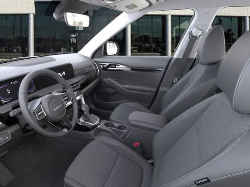 New 2026 Kia Seltos S image 17