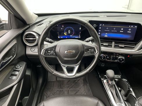 Certified 2024 Chevrolet Trax ACTIV FWD image 12