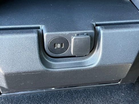 Used 2024 Ford F150 XLT image 24