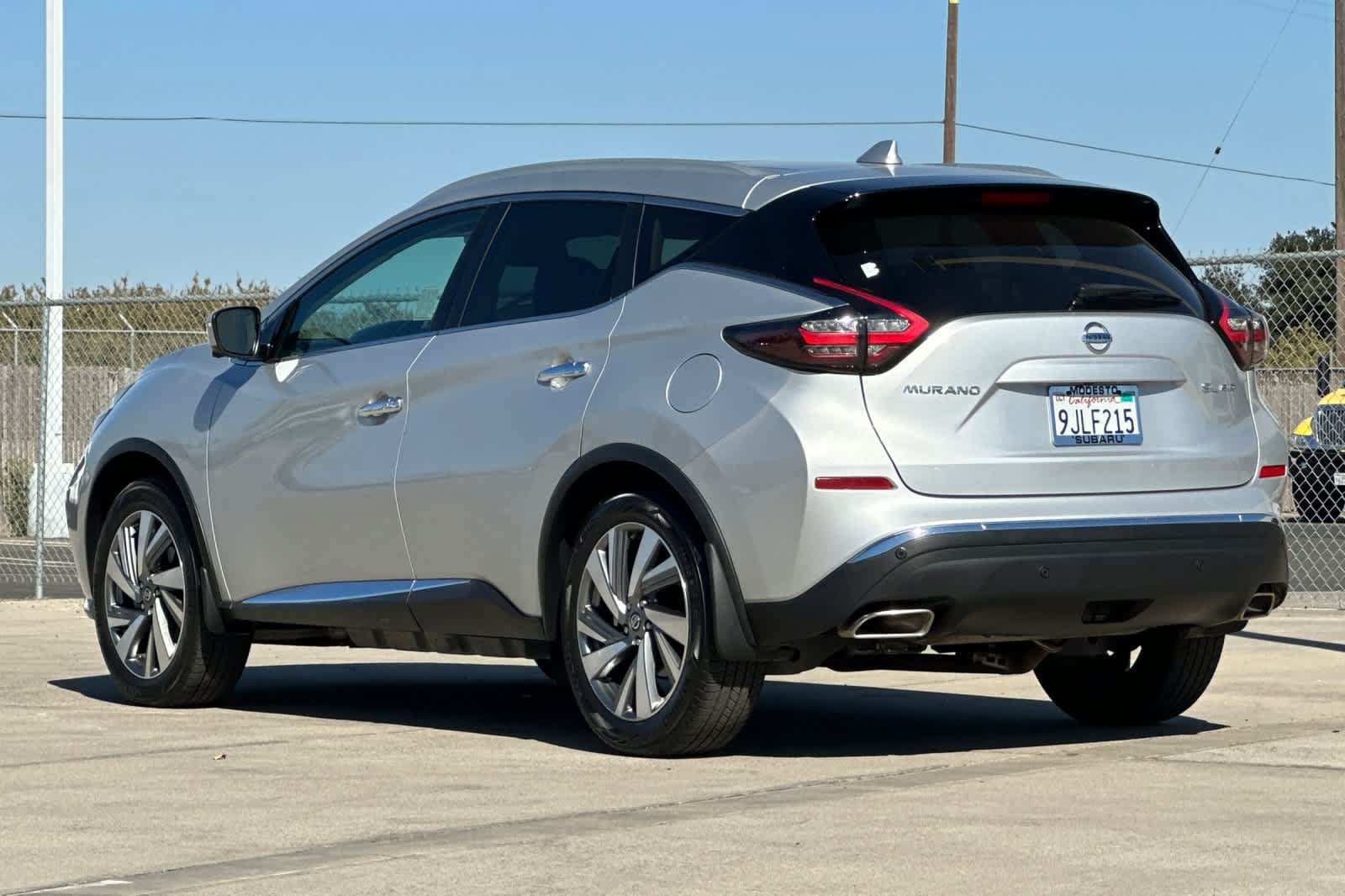 Used 2020 Nissan Murano SL w/ Moonroof Package AWD/4WD image 5