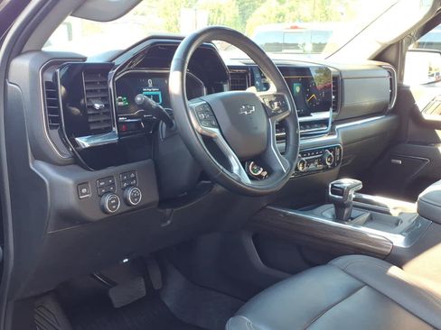 Used 2023 Chevrolet Silverado 1500 RST w/ RST All Star Premium Package AWD/4WD image 9