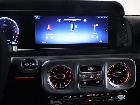 Used 2025 Mercedes-Benz G 63 AMG 4MATIC image 25