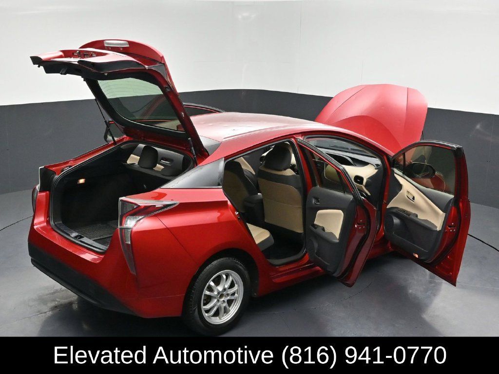 Used 2018 Toyota Prius One FWD image 30