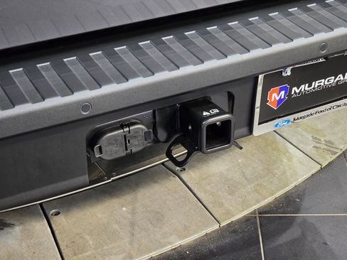 New 2025 Ford Maverick Lariat w/ Black Appearance Package image 11