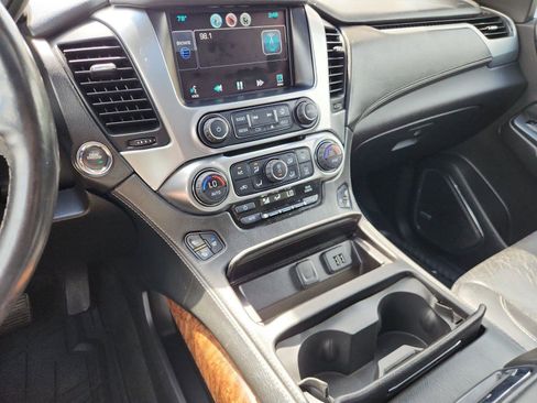 Used 2015 Chevrolet Suburban LTZ AWD/4WD image 28