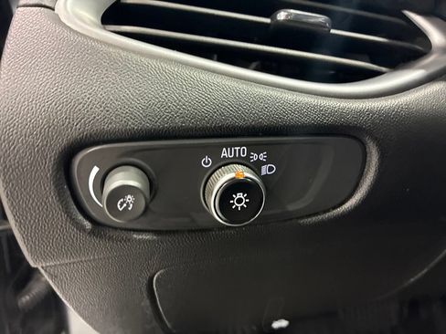 Used 2023 Chevrolet Malibu LS FWD image 16