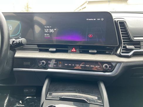 Certified 2025 Kia Sportage X-Line AWD/4WD image 24