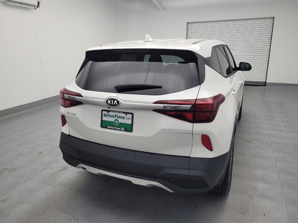 Used 2021 Kia Seltos LX AWD/4WD image 7