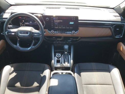 Used 2024 GMC Canyon AT4 image 13