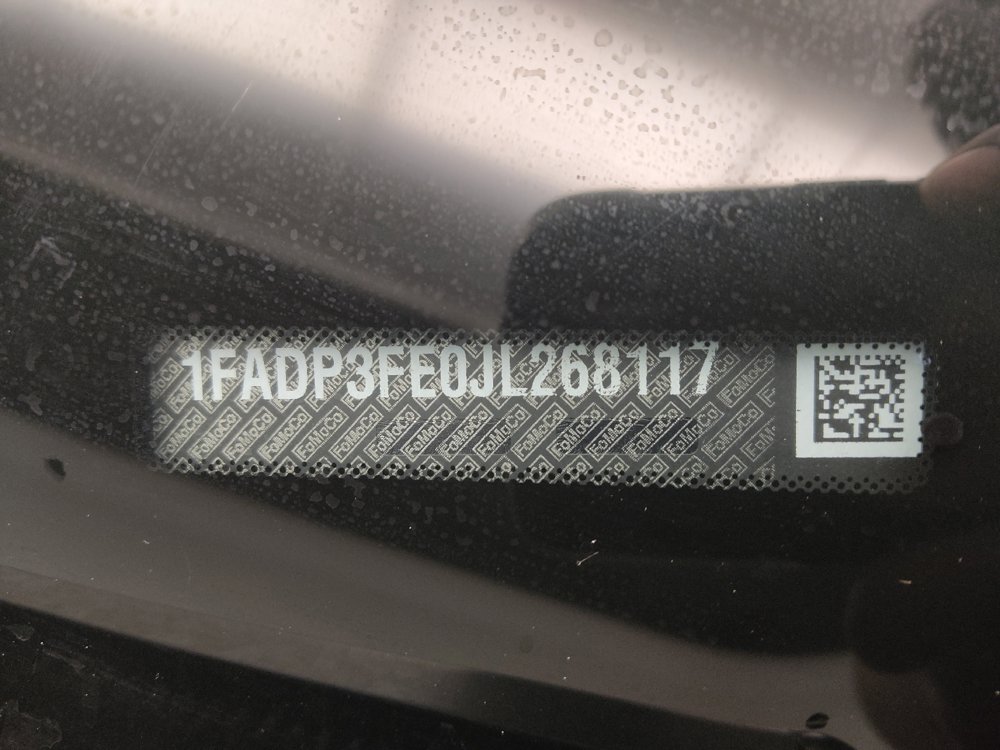 Used 2018 Ford Focus SE w/ SE Appearance Package FWD image 33