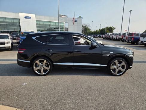 Used 2024 Genesis GV80 2.5T w/ Prestige Package AWD/4WD image 14